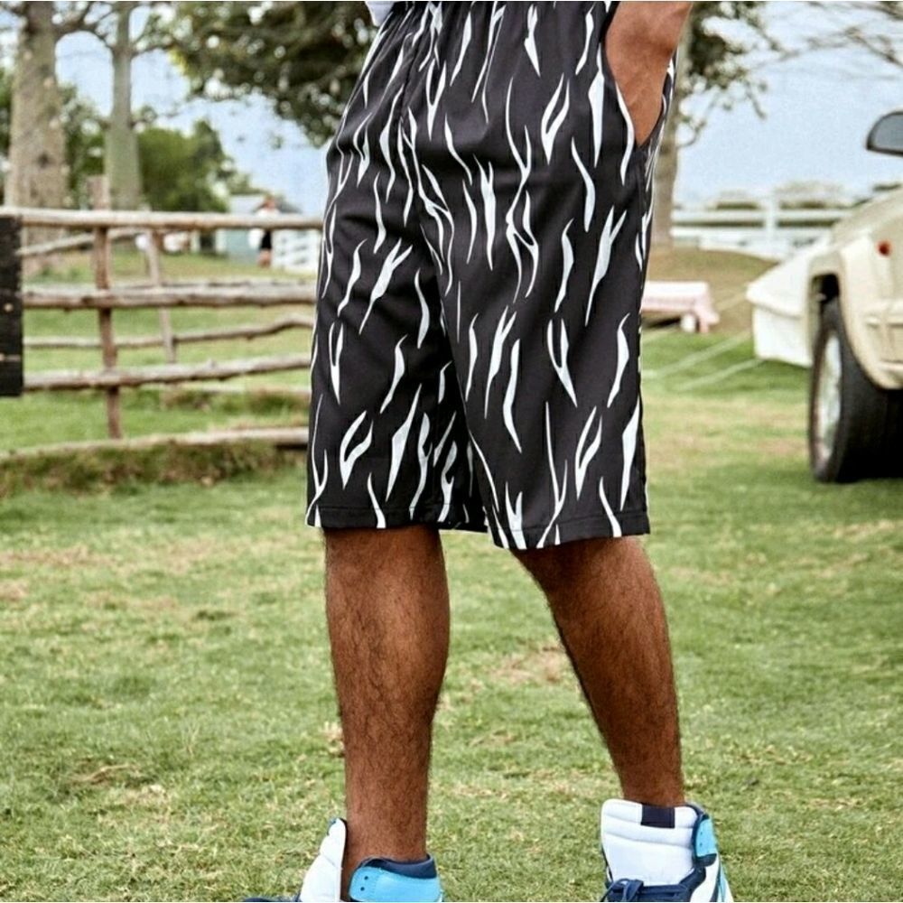 Men's graphic shorts - Picture 5 of 8